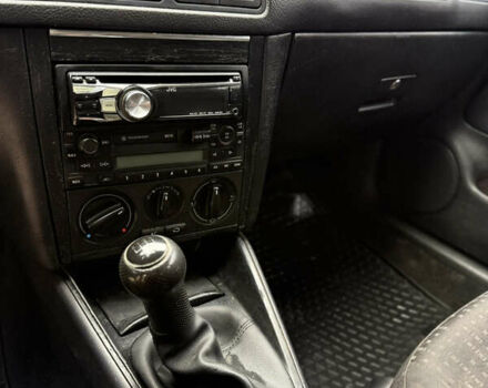 Синий Фольксваген Гольф, объемом двигателя 1.6 л и пробегом 292 тыс. км за 3200 $, фото 11 на Automoto.ua