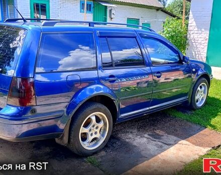 Синій Фольксваген Гольф, об'ємом двигуна 1.6 л та пробігом 300 тис. км за 4600 $, фото 3 на Automoto.ua