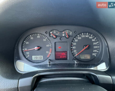 Синий Фольксваген Гольф, объемом двигателя 1.6 л и пробегом 215 тыс. км за 5500 $, фото 14 на Automoto.ua