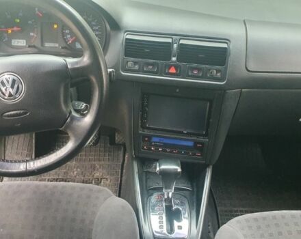 Синий Фольксваген Гольф, объемом двигателя 1.9 л и пробегом 232 тыс. км за 1900 $, фото 5 на Automoto.ua