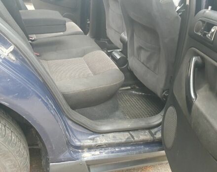 Синий Фольксваген Гольф, объемом двигателя 1.6 л и пробегом 250 тыс. км за 1850 $, фото 9 на Automoto.ua