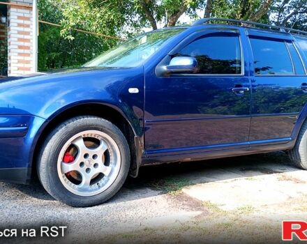 Синій Фольксваген Гольф, об'ємом двигуна 1.6 л та пробігом 300 тис. км за 4600 $, фото 1 на Automoto.ua