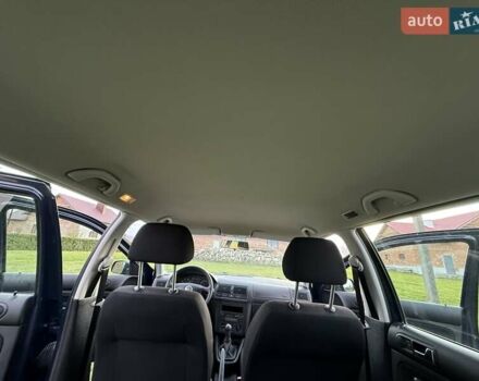 Синий Фольксваген Гольф, объемом двигателя 1.39 л и пробегом 157 тыс. км за 4300 $, фото 24 на Automoto.ua