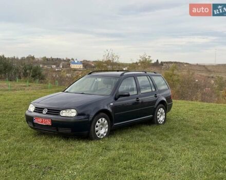 Синий Фольксваген Гольф, объемом двигателя 1.39 л и пробегом 157 тыс. км за 4300 $, фото 4 на Automoto.ua
