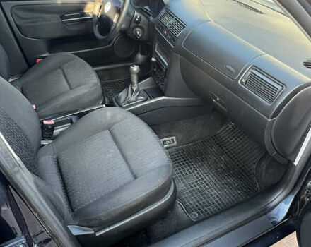 Синий Фольксваген Гольф, объемом двигателя 1.6 л и пробегом 215 тыс. км за 5500 $, фото 7 на Automoto.ua