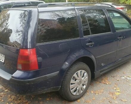 Синий Фольксваген Гольф, объемом двигателя 1.9 л и пробегом 232 тыс. км за 1900 $, фото 2 на Automoto.ua