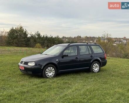 Синий Фольксваген Гольф, объемом двигателя 1.39 л и пробегом 157 тыс. км за 4300 $, фото 5 на Automoto.ua