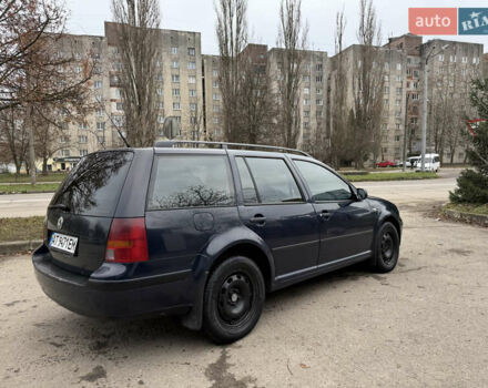 Синий Фольксваген Гольф, объемом двигателя 1.6 л и пробегом 292 тыс. км за 3200 $, фото 8 на Automoto.ua