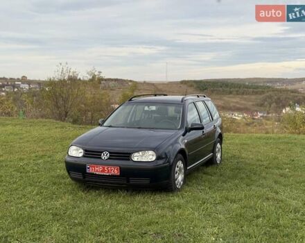 Синий Фольксваген Гольф, объемом двигателя 1.39 л и пробегом 157 тыс. км за 4300 $, фото 3 на Automoto.ua
