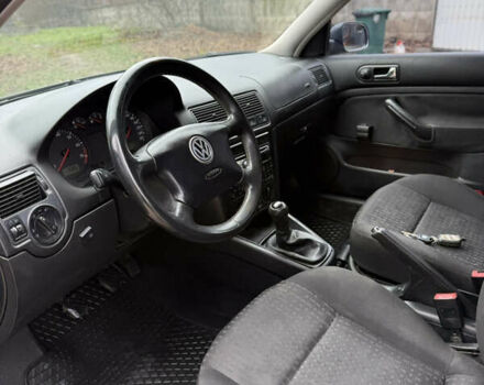 Синий Фольксваген Гольф, объемом двигателя 1.6 л и пробегом 292 тыс. км за 3200 $, фото 10 на Automoto.ua