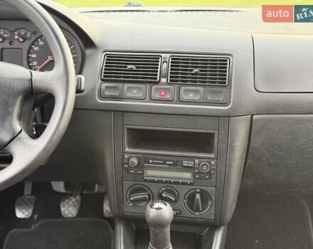 Синий Фольксваген Гольф, объемом двигателя 1.39 л и пробегом 157 тыс. км за 4300 $, фото 22 на Automoto.ua