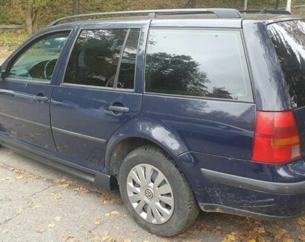 Синий Фольксваген Гольф, объемом двигателя 1.6 л и пробегом 250 тыс. км за 1850 $, фото 3 на Automoto.ua