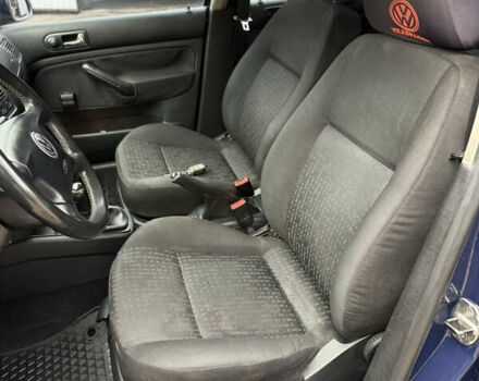 Синий Фольксваген Гольф, объемом двигателя 1.6 л и пробегом 292 тыс. км за 3200 $, фото 9 на Automoto.ua