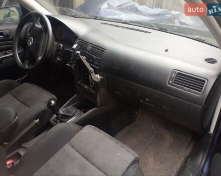 Синий Фольксваген Гольф, объемом двигателя 1.98 л и пробегом 230 тыс. км за 2500 $, фото 10 на Automoto.ua