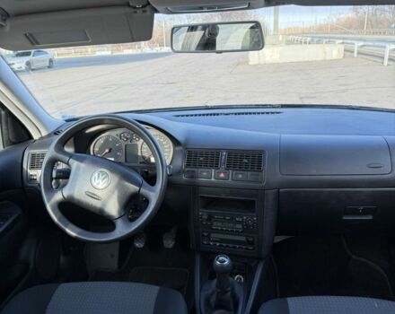 Синий Фольксваген Гольф, объемом двигателя 1.9 л и пробегом 306 тыс. км за 2951 $, фото 5 на Automoto.ua