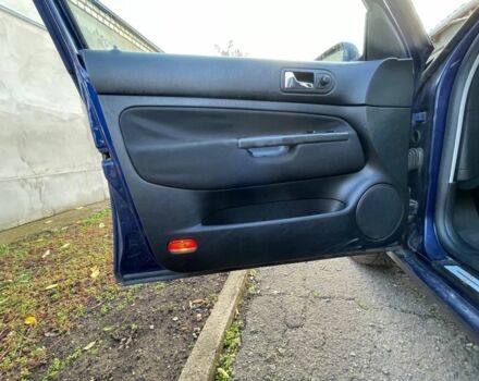 Синій Фольксваген Гольф, об'ємом двигуна 1.9 л та пробігом 230 тис. км за 2550 $, фото 3 на Automoto.ua