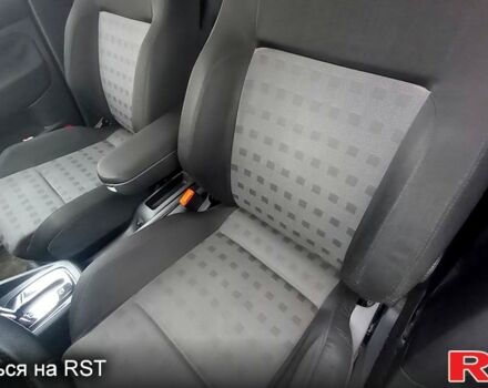 Синій Фольксваген Гольф, об'ємом двигуна 1.6 л та пробігом 0 тис. км за 5400 $, фото 3 на Automoto.ua