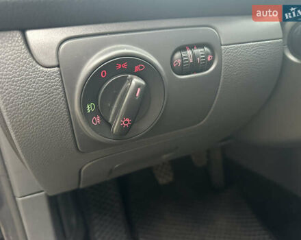 Синій Фольксваген Гольф, об'ємом двигуна 1.6 л та пробігом 248 тис. км за 6800 $, фото 32 на Automoto.ua