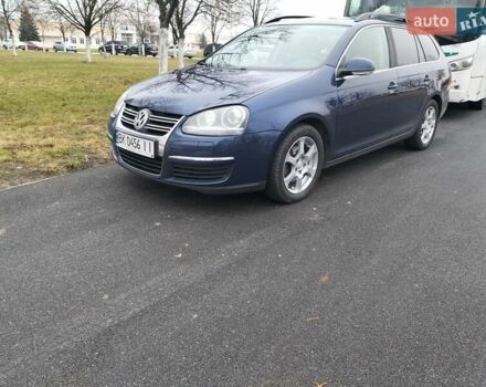 Синий Фольксваген Гольф, объемом двигателя 1.39 л и пробегом 250 тыс. км за 5999 $, фото 5 на Automoto.ua