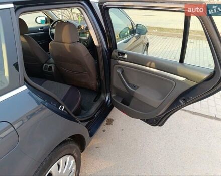 Синій Фольксваген Гольф, об'ємом двигуна 1.6 л та пробігом 293 тис. км за 5500 $, фото 16 на Automoto.ua