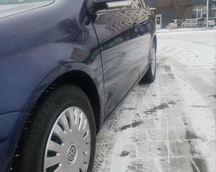 Синий Фольксваген Гольф, объемом двигателя 1.6 л и пробегом 203 тыс. км за 6500 $, фото 3 на Automoto.ua