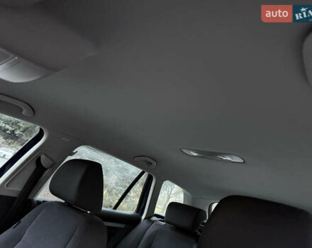 Синий Фольксваген Гольф, объемом двигателя 1.6 л и пробегом 318 тыс. км за 5150 $, фото 56 на Automoto.ua