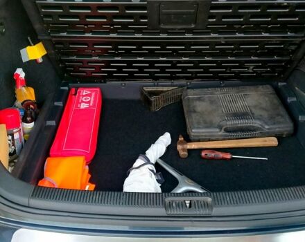 Синій Фольксваген Гольф, об'ємом двигуна 1.4 л та пробігом 228 тис. км за 6200 $, фото 9 на Automoto.ua