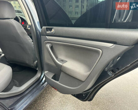 Синий Фольксваген Гольф, объемом двигателя 1.9 л и пробегом 233 тыс. км за 6399 $, фото 37 на Automoto.ua