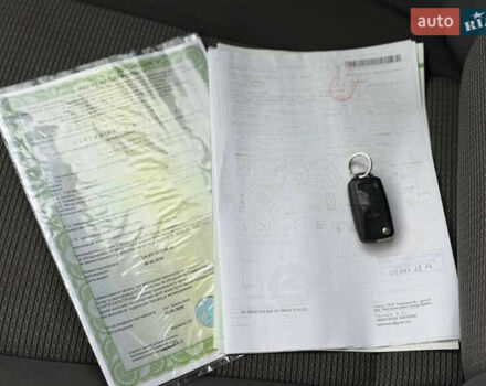 Синій Фольксваген Гольф, об'ємом двигуна 1.6 л та пробігом 218 тис. км за 5799 $, фото 19 на Automoto.ua