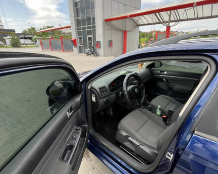 Синій Фольксваген Гольф, об'ємом двигуна 1.6 л та пробігом 253 тис. км за 6300 $, фото 6 на Automoto.ua