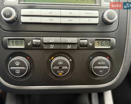 Синій Фольксваген Гольф, об'ємом двигуна 1.6 л та пробігом 218 тис. км за 5799 $, фото 17 на Automoto.ua