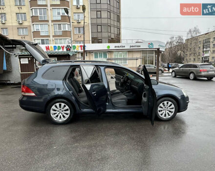 Синий Фольксваген Гольф, объемом двигателя 1.9 л и пробегом 233 тыс. км за 6399 $, фото 44 на Automoto.ua