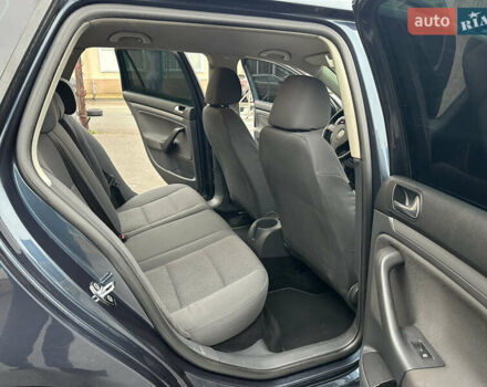 Синий Фольксваген Гольф, объемом двигателя 1.9 л и пробегом 233 тыс. км за 6399 $, фото 38 на Automoto.ua