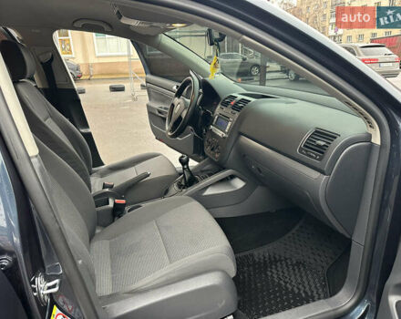 Синий Фольксваген Гольф, объемом двигателя 1.9 л и пробегом 233 тыс. км за 6399 $, фото 41 на Automoto.ua