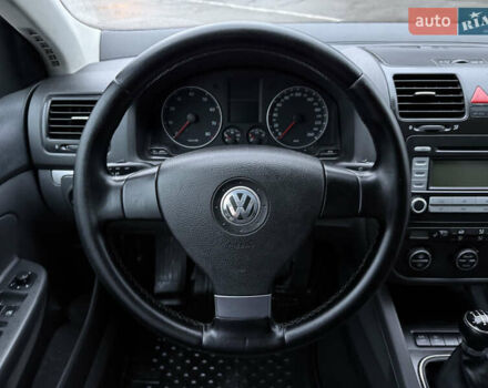 Синий Фольксваген Гольф, объемом двигателя 1.6 л и пробегом 318 тыс. км за 5150 $, фото 34 на Automoto.ua