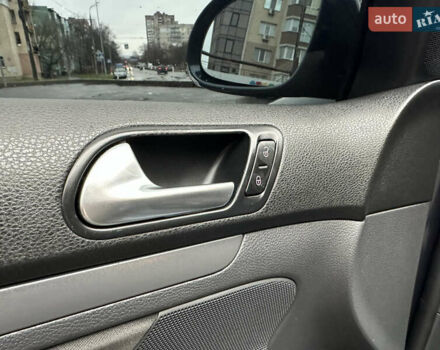 Синий Фольксваген Гольф, объемом двигателя 1.9 л и пробегом 233 тыс. км за 6399 $, фото 26 на Automoto.ua