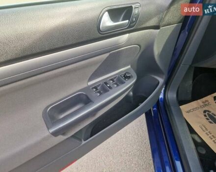 Синий Фольксваген Гольф, объемом двигателя 1.4 л и пробегом 231 тыс. км за 5850 $, фото 14 на Automoto.ua