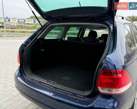 Синій Фольксваген Гольф, об'ємом двигуна 1.6 л та пробігом 218 тис. км за 5799 $, фото 9 на Automoto.ua