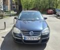 Синий Фольксваген Гольф, объемом двигателя 1.6 л и пробегом 200 тыс. км за 5700 $, фото 1 на Automoto.ua