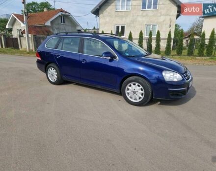 Синий Фольксваген Гольф, объемом двигателя 1.4 л и пробегом 231 тыс. км за 5850 $, фото 1 на Automoto.ua