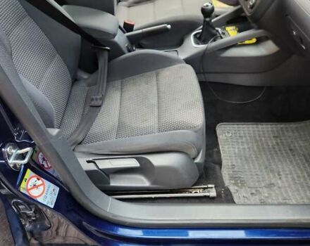 Синий Фольксваген Гольф, объемом двигателя 1.4 л и пробегом 193 тыс. км за 5600 $, фото 12 на Automoto.ua