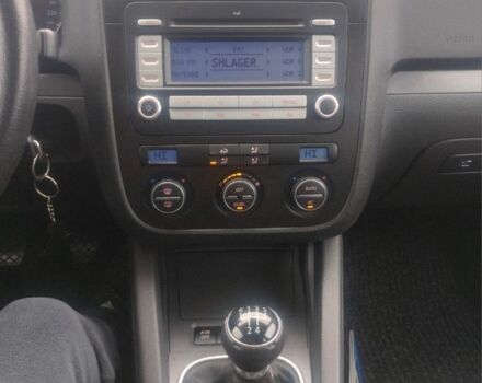 Синій Фольксваген Гольф, об'ємом двигуна 1.6 л та пробігом 203 тис. км за 6500 $, фото 3 на Automoto.ua