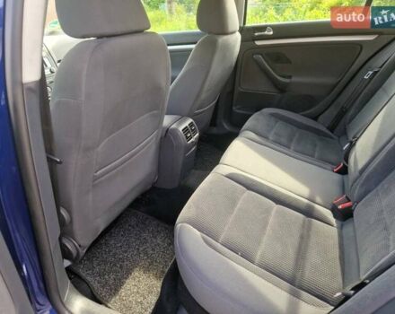 Синий Фольксваген Гольф, объемом двигателя 1.4 л и пробегом 231 тыс. км за 5850 $, фото 12 на Automoto.ua