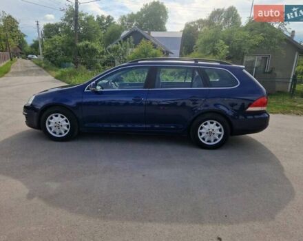 Синий Фольксваген Гольф, объемом двигателя 1.4 л и пробегом 231 тыс. км за 5850 $, фото 3 на Automoto.ua