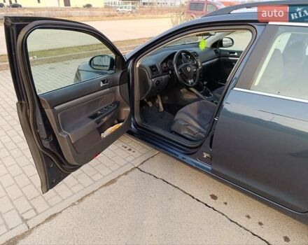 Синій Фольксваген Гольф, об'ємом двигуна 1.6 л та пробігом 293 тис. км за 5500 $, фото 10 на Automoto.ua