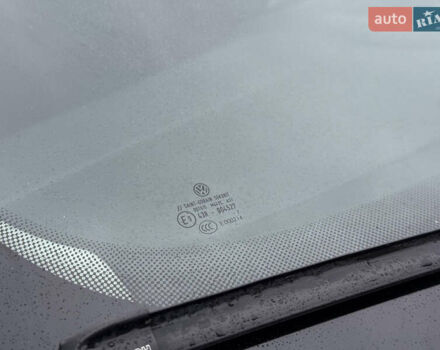 Синий Фольксваген Гольф, объемом двигателя 1.6 л и пробегом 318 тыс. км за 5150 $, фото 22 на Automoto.ua