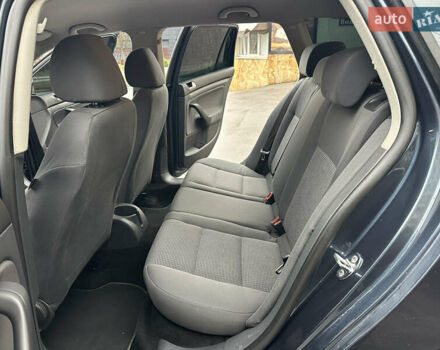 Синий Фольксваген Гольф, объемом двигателя 1.9 л и пробегом 233 тыс. км за 6399 $, фото 33 на Automoto.ua