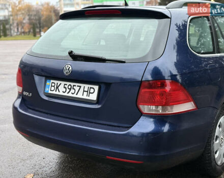 Синий Фольксваген Гольф, объемом двигателя 1.6 л и пробегом 318 тыс. км за 5150 $, фото 26 на Automoto.ua