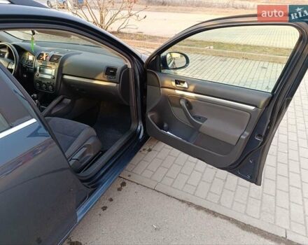 Синій Фольксваген Гольф, об'ємом двигуна 1.6 л та пробігом 293 тис. км за 5500 $, фото 17 на Automoto.ua