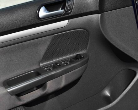 Синій Фольксваген Гольф, об'ємом двигуна 1.9 л та пробігом 265 тис. км за 6850 $, фото 9 на Automoto.ua